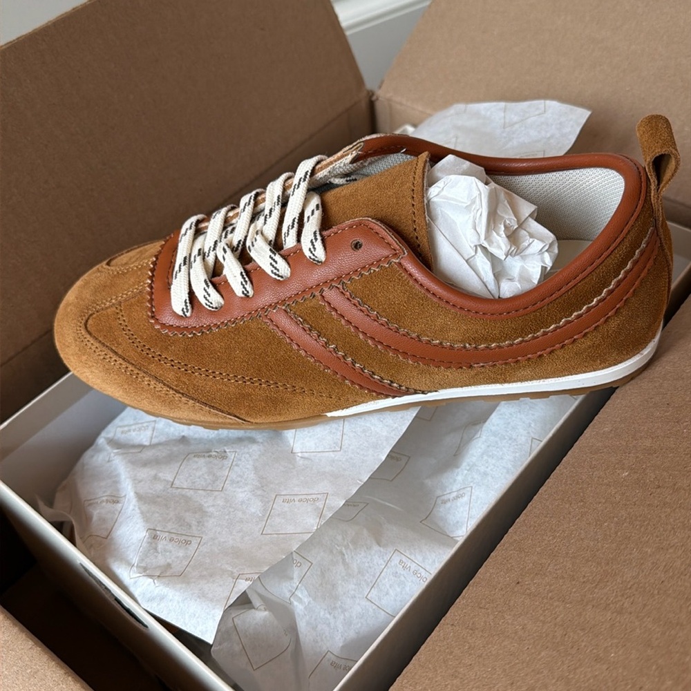 Dolce Vita viper sneakers cognac size 7.5. Never worn. BNWB.  Perfect condition.